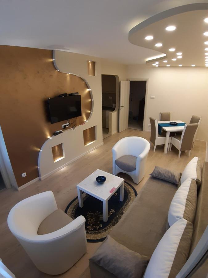 Danube Blue 2 Apartment Beograd Ngoại thất bức ảnh