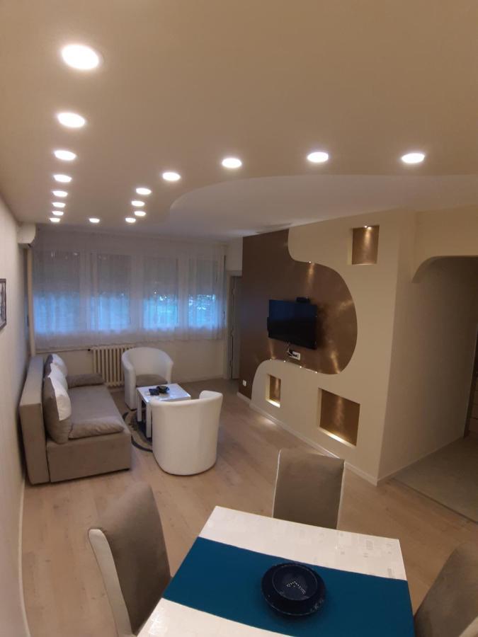 Danube Blue 2 Apartment Beograd Ngoại thất bức ảnh